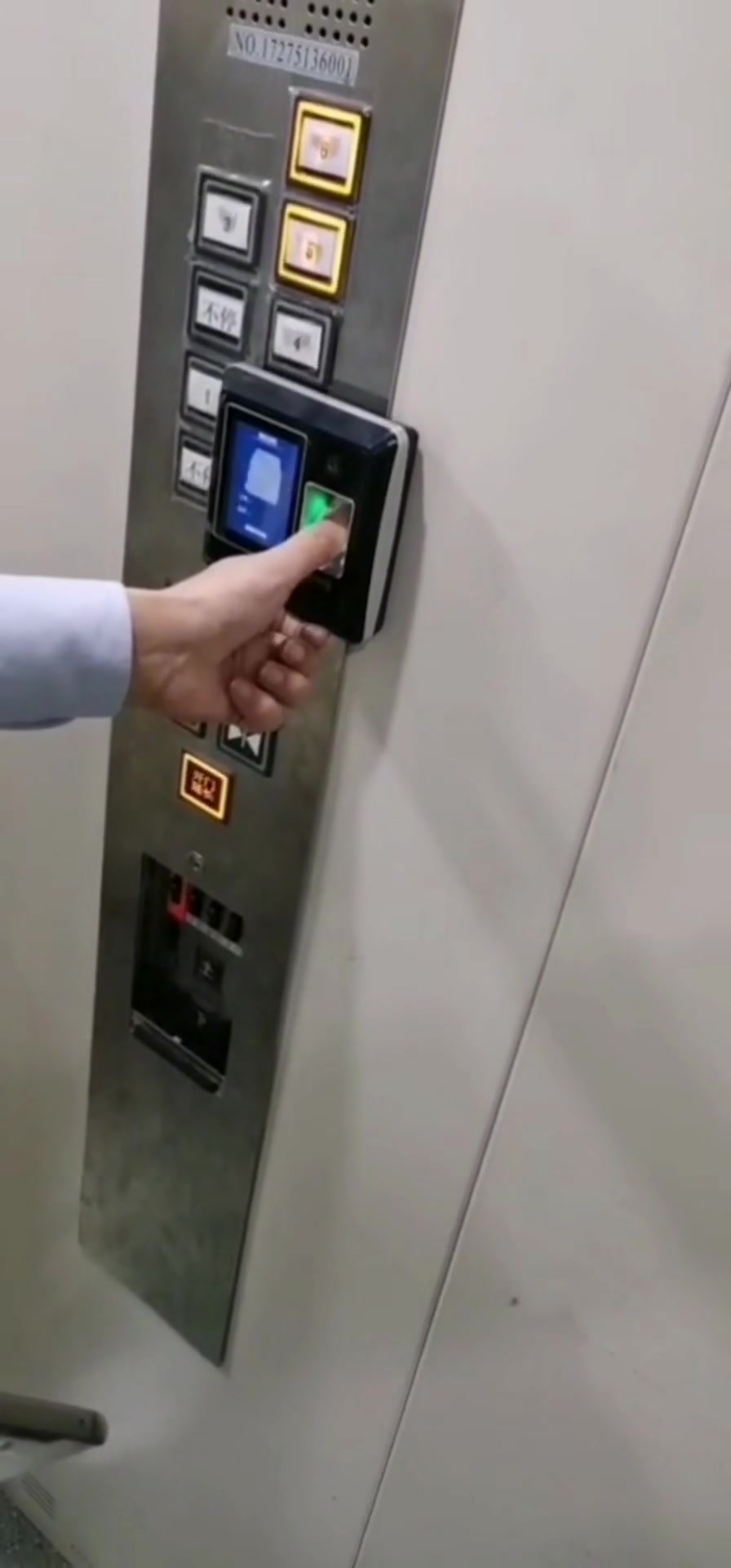 云岭时评不止网红打卡“空中校车”照见文旅民生底色(图1)
